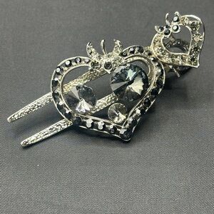Elegant Silver Heart Hair Clip